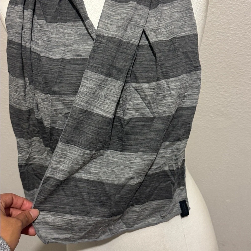 Icebreaker Unisex Merino Wool Scarf